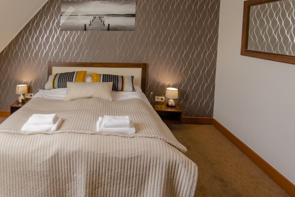 Hotel - Restauracja Platan Sedziszow Malopolski Luaran gambar