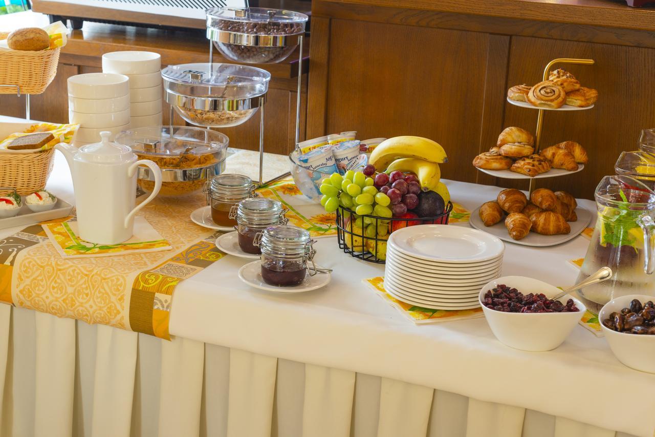 Hotel - Restauracja Platan Sedziszow Malopolski Luaran gambar