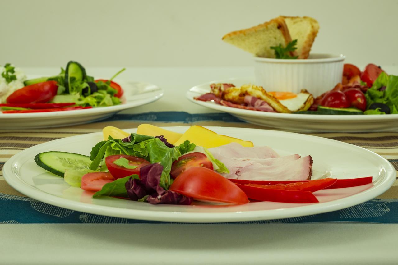 Hotel - Restauracja Platan Sedziszow Malopolski Luaran gambar