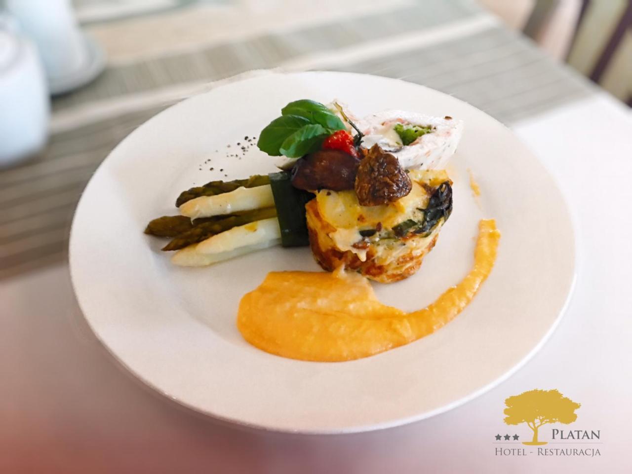Hotel - Restauracja Platan Sedziszow Malopolski Luaran gambar